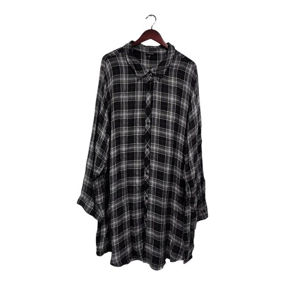 Torrid Top Size 6x Black White Plaid Button Down Long Sleeve Blouse Collared - Picture 1 of 16